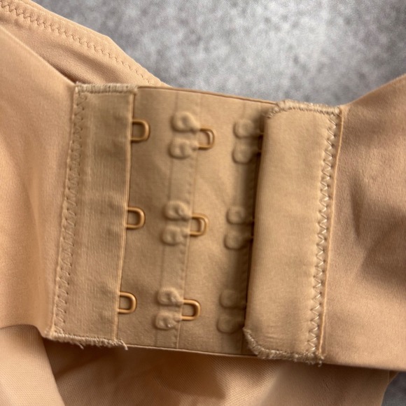 Skims Full‎ Coverage Unlined Underwire Bra Size 42D - Picture 3 of 6